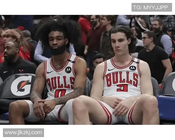 2015年季后赛骑士与公牛第四场激战回顾与精彩瞬间分析