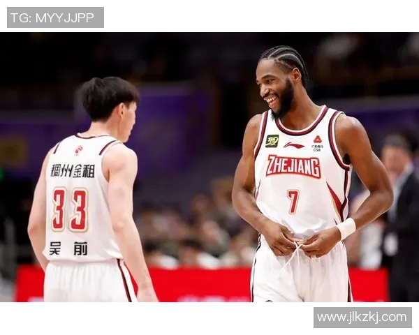 1617cba篮球对决北京队与辽宁队的精彩较量与战术分析