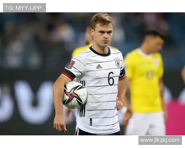 基米希在球场上的精彩表现与未来发展潜力分析 基米希在球场上的精彩表现与未来发展潜力分析