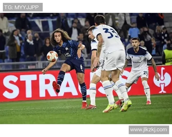 埃斯托里迎战本菲卡谁能在这场对决中笑到最后 埃斯托里迎战本菲卡谁能在这场对决中笑到最后