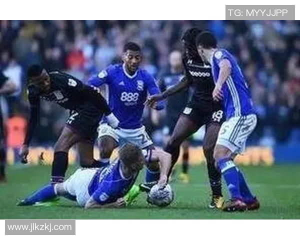 米尔沃尔主场迎战布伦特福德双方争夺英冠积分榜关键战役